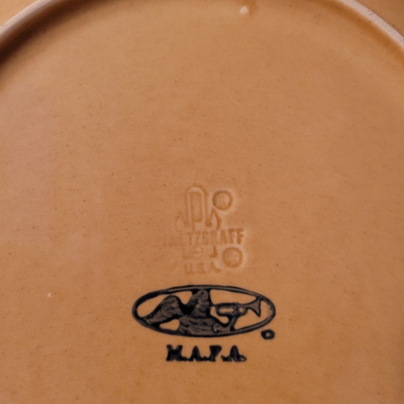 COPY - Pfaltzgraff America Folk Art 3 Vase Plates - Picture 2 of 6